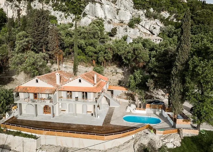 Seven Keys Luxury Suites * Achilleion