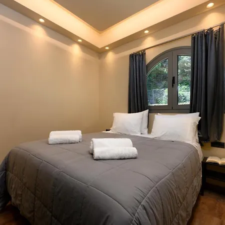 Seven Keys Luxury Suites Achílleion