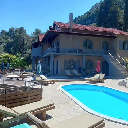 Seven Keys Luxury Suites Achílleion