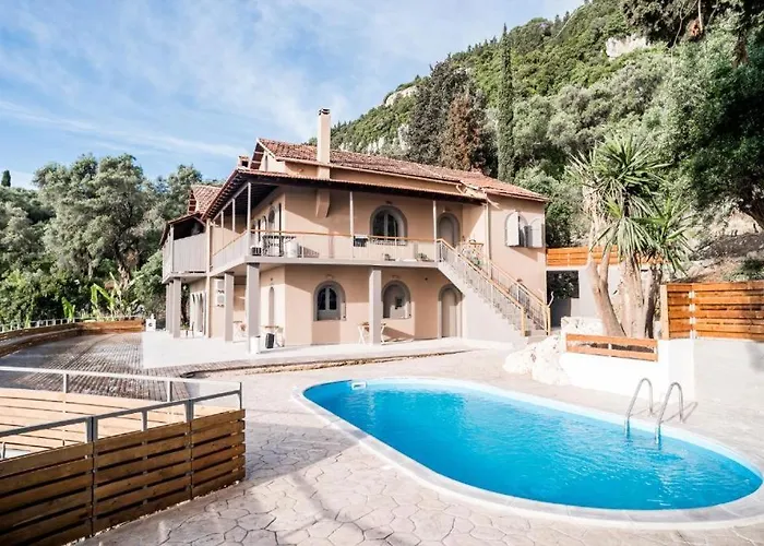 Seven Keys Luxury Suites Daire Achílleion